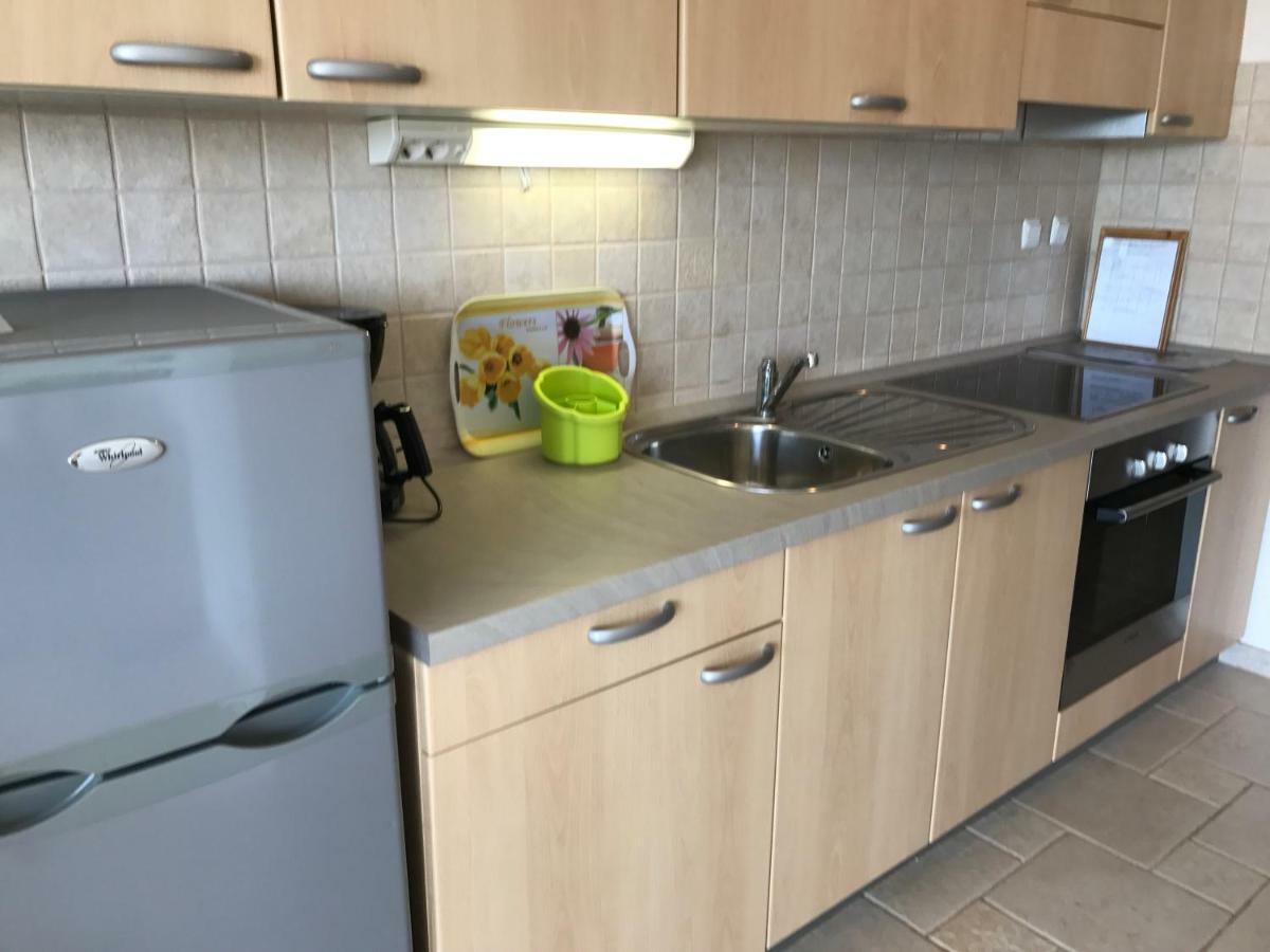 Apartmani Marija Klimno B エクステリア 写真