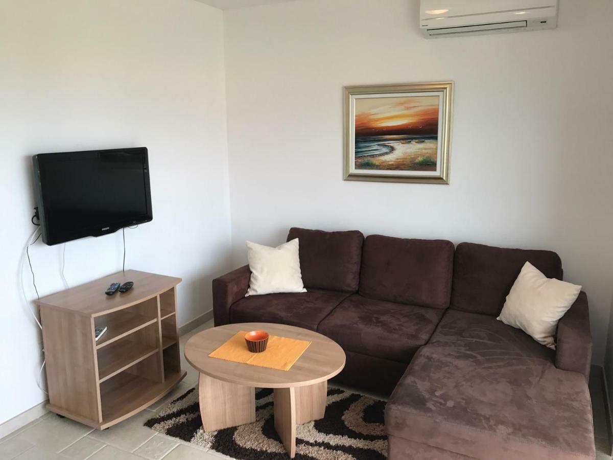 Apartmani Marija Klimno B エクステリア 写真
