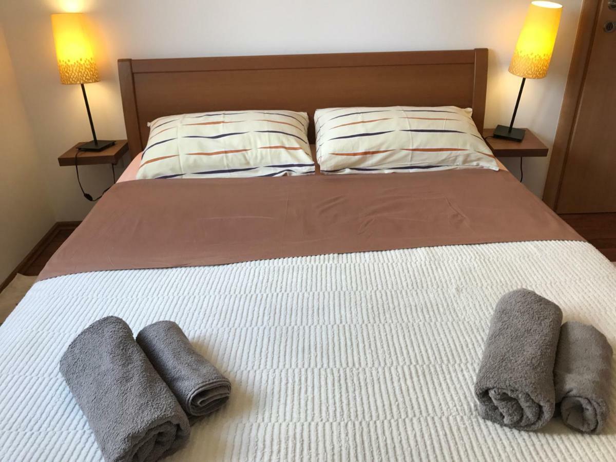 Apartmani Marija Klimno B エクステリア 写真
